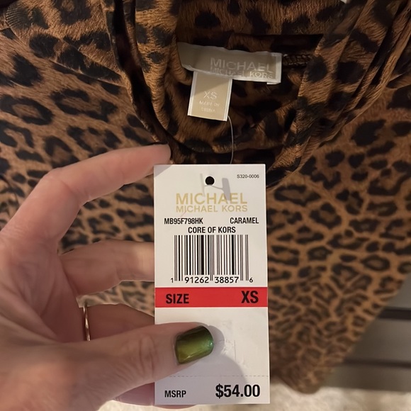 Short Sleeve Turtleneck - Picture 2 of 6